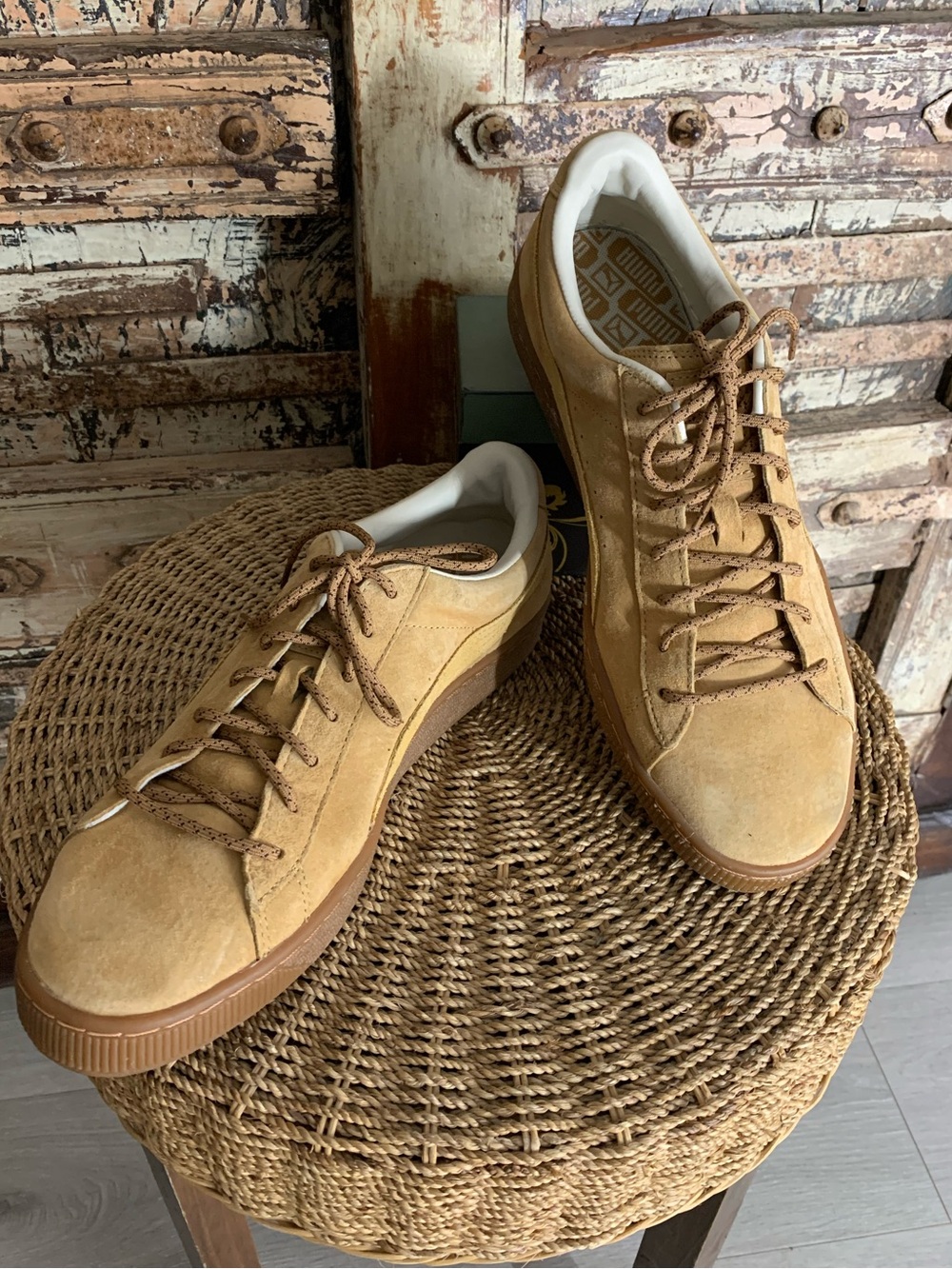 Men's Puma Basket Classic Winterized Taffy Tan Suede Low-Top Sneakers, 11.5